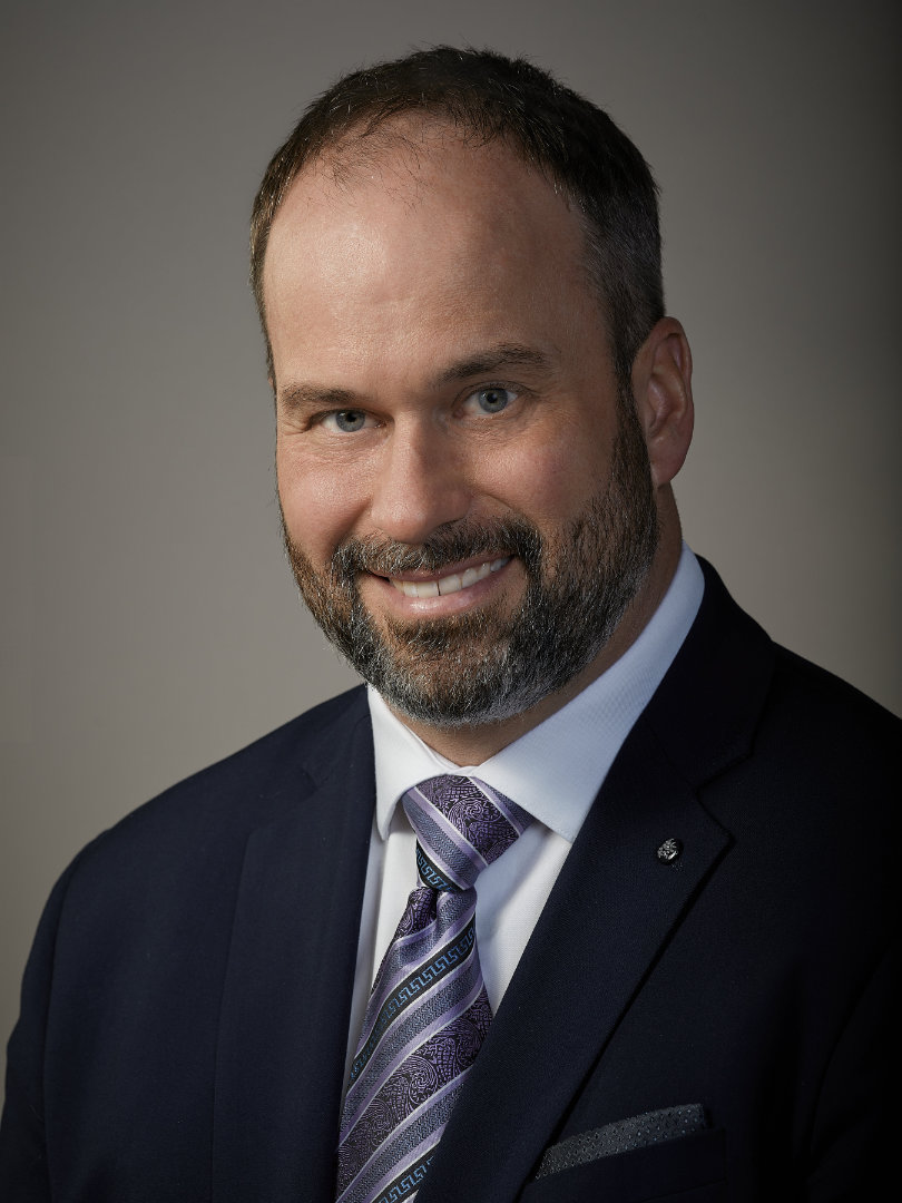 Greg Davidson head shot