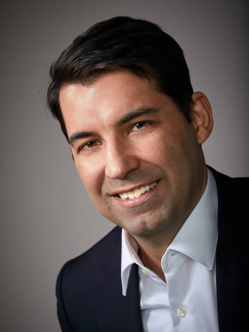 Theo Keramaris head shot